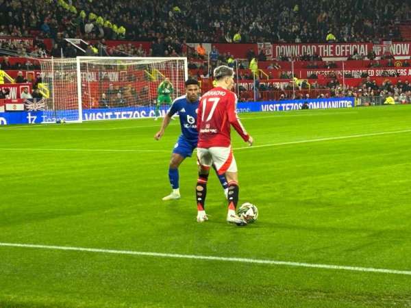 Old Trafford, bloc: N1405, rangée: EE, place: 197