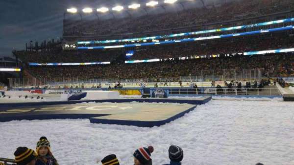Gillette Stadium, bloc: 129, rangée: 4, place: 4