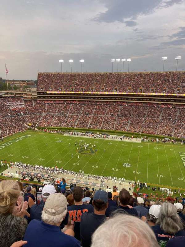 Jordan-Hare Stadium, bloc: 58, rangée: 20, place: 17