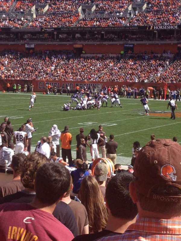 Huntington Bank Field, bloc: 135, rangée: 8, place: 19