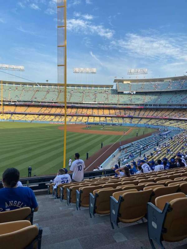 Dodger Stadium, bloc: 165LG, rangée: L, place: 1