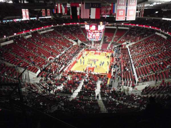 Lenovo Center, bloc: 332, rangée: F, place: 27