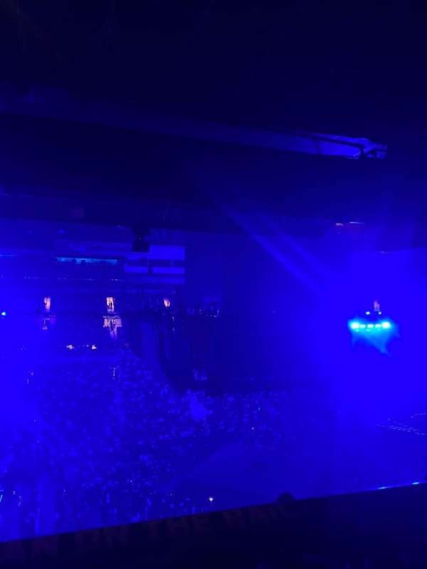 Rogers Arena, bloc: 310, rangée: 12, place: 6