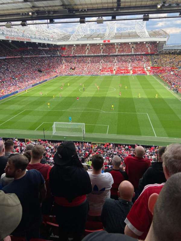 Old Trafford, bloc: W3104, rangée: 7, place: 66