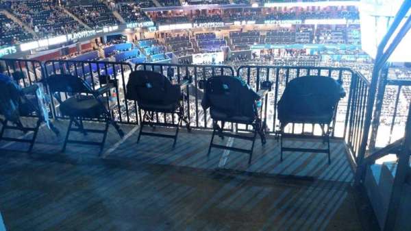 Spectrum Center, bloc: 210, rangée: C