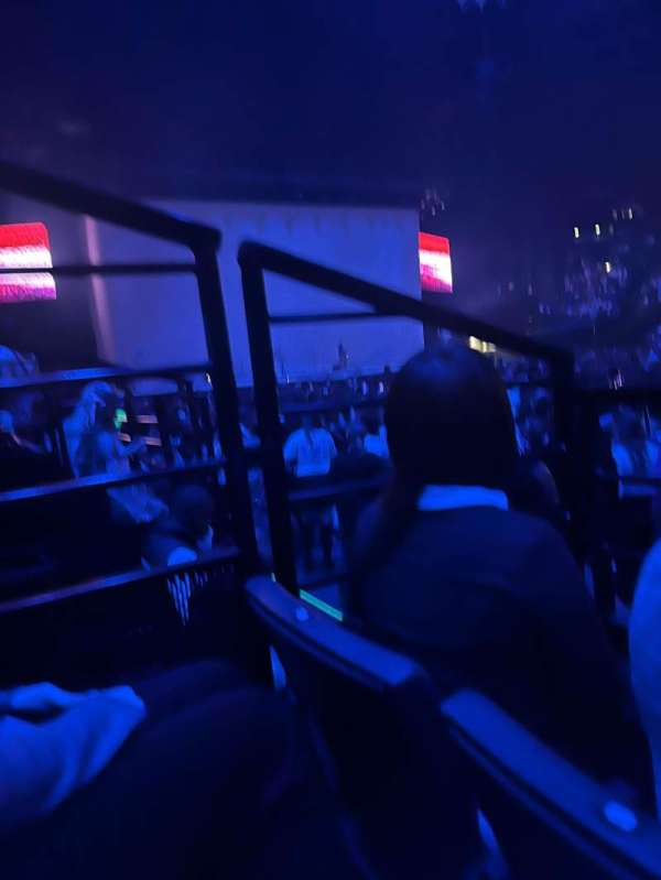 Accor Arena, bloc: Gradin P, rangée: 27, place: 5
