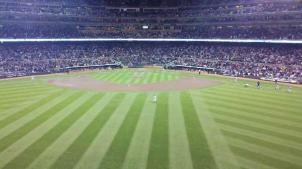 Target Field, bloc: 334, rangée: 15, place: 16
