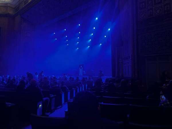 Pasadena Civic, bloc: ORCH R, rangée: M, place: 34