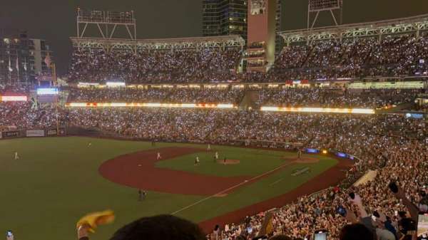 Petco Park, bloc: 220, rangée: 11, place: 11