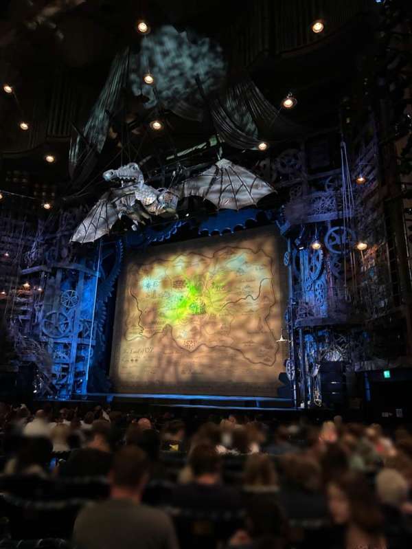 Apollo Victoria Theatre, bloc: Stalls, rangée: P, place: 9