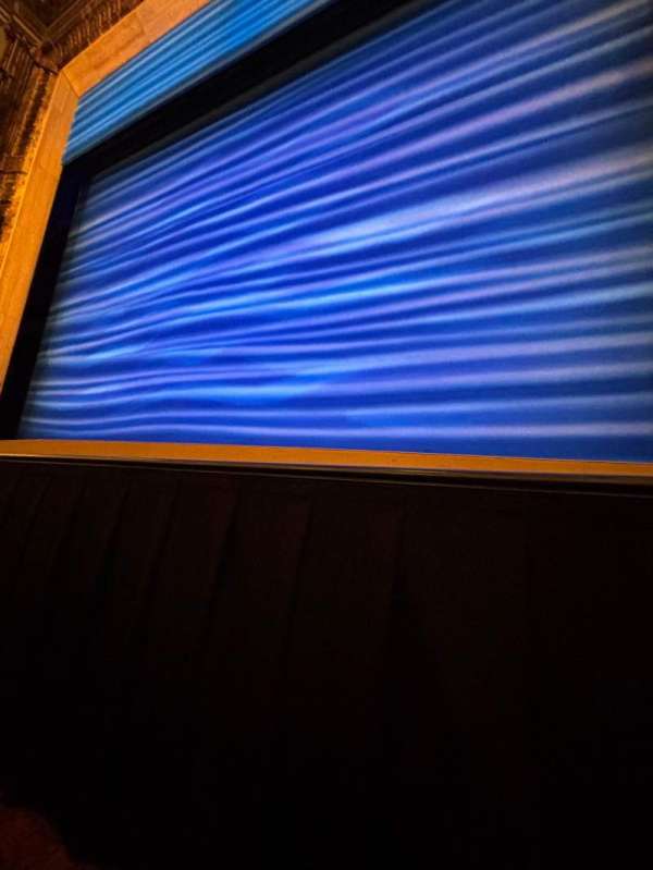 Novello Theatre, bloc: Stalls, rangée: C, place: 6