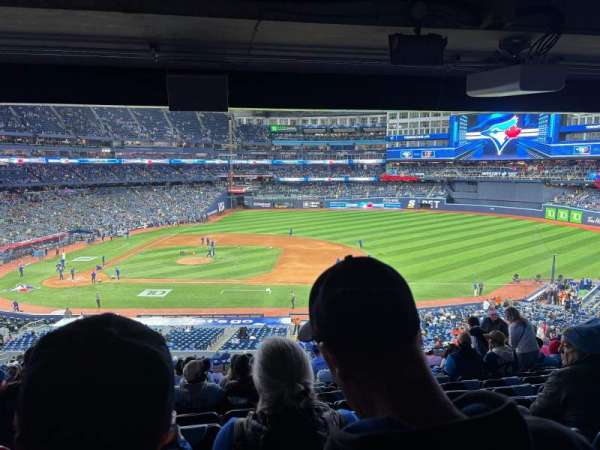 Rogers Centre, bloc: 217, rangée: 13, place: 12