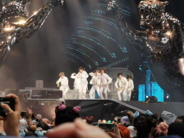 Wembley Stadium, bloc: C5, rangée: H, place: 11