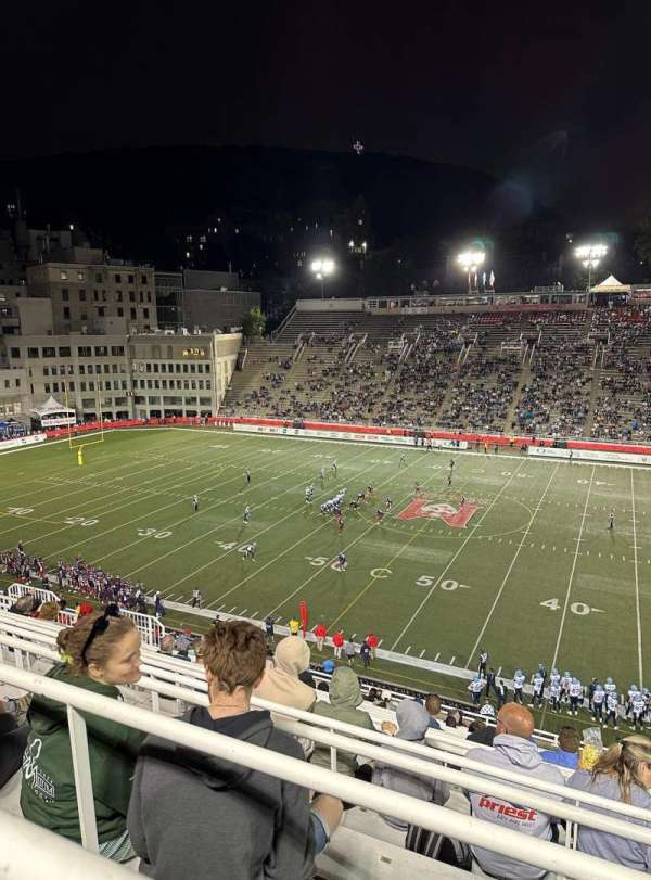 Percival Molson Memorial Stadium, bloc: T2, rangée: 16, place: 20