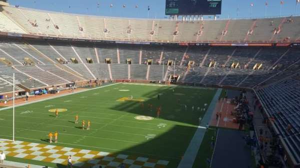Neyland Stadium, bloc: Y6, rangée: 33, place: 5