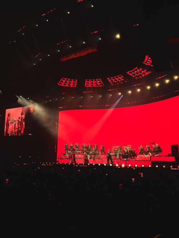 Accor Arena, bloc: Gradin F, rangée: 28, place: 18
