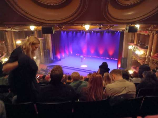 The Palladium Concert Hall, bloc: Royal Circle, rangée: L, place: 7