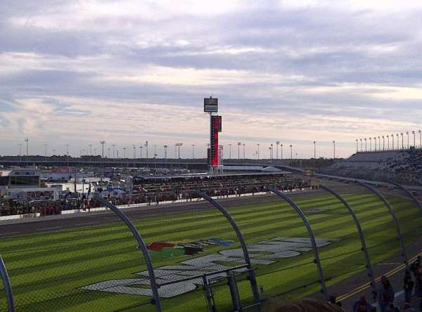 Daytona International Speedway, bloc: Campbell Box K, rangée: 14