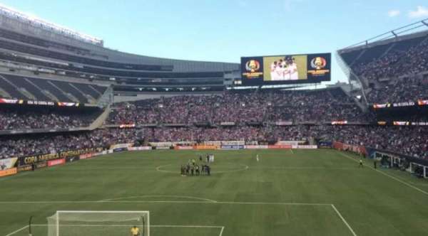 Soldier Field, bloc: 251, rangée: 13, place: 10