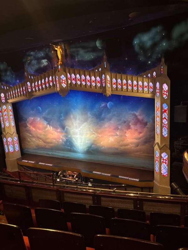 Prince of Wales Theatre, bloc: Circle, rangée: E, place: 10