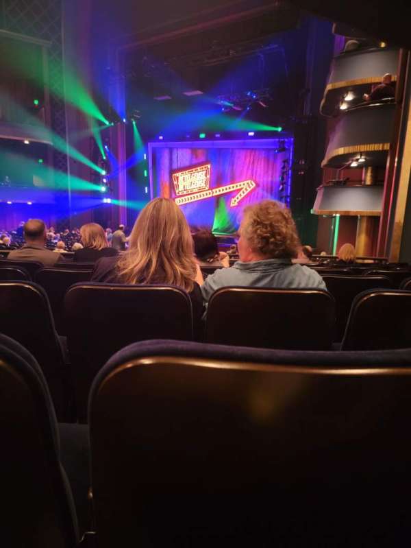 Sarofim Hall, bloc: Orchestra R, rangée: HH, place: 17