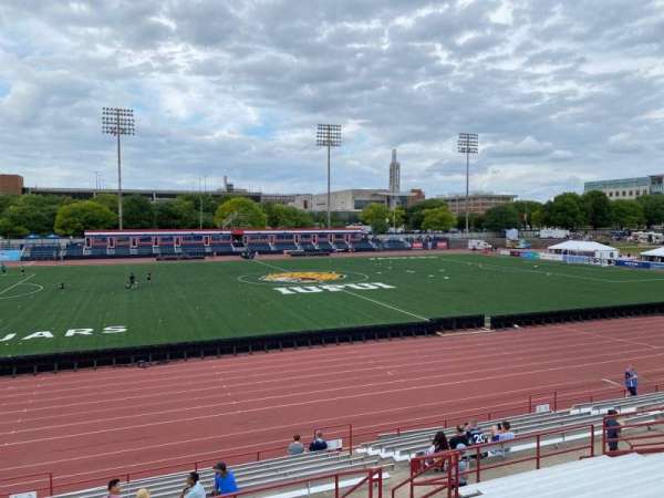 Michael Carroll Stadium, bloc: 113, rangée: M, place: 7