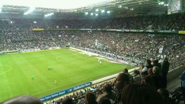 Borussia Park, bloc: 10A, rangée: 4, place: 15