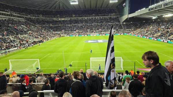St James' Park, bloc: GS-N, rangée: H, place: 76