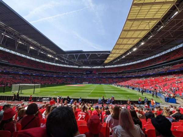 Wembley Stadium, bloc: 110