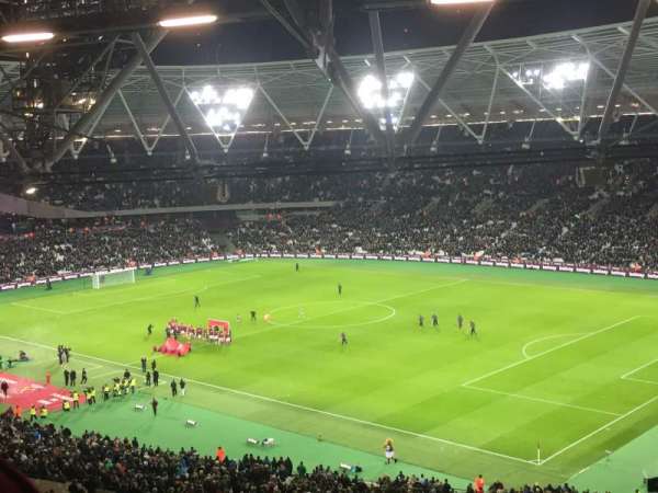 London Stadium, bloc: 214, rangée: 64, place: 240