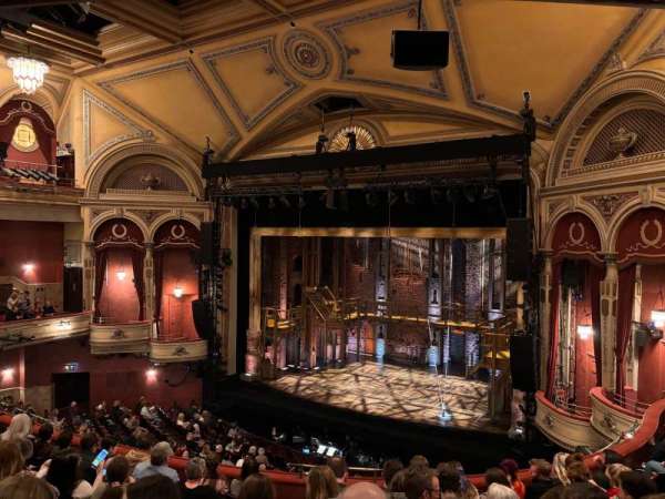 Edinburgh Festival Theatre, bloc: Dress Circle, rangée: H, place: 11