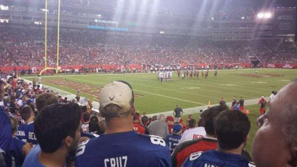 Raymond James Stadium, bloc: 127, rangée: p, place: 10