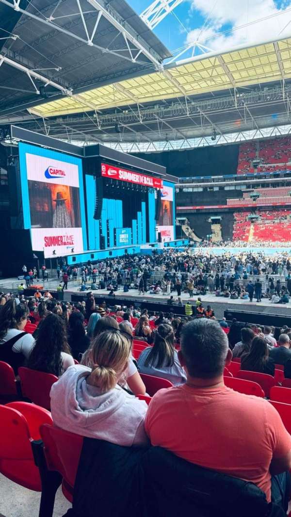 Wembley Stadium, bloc: 124, rangée: 26, place: 53-54