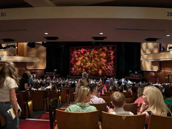 Durham Performing Arts Center, bloc: Orchestra 4, rangée: DD, place: 202