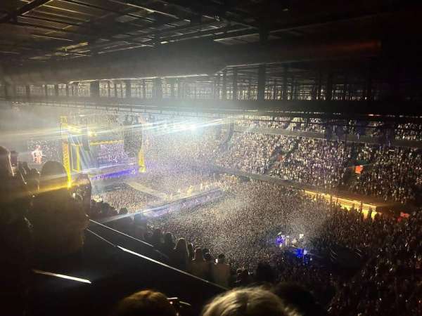 Ziggo Dome, bloc: 210, rangée: 12, place: 324