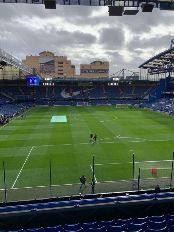 Stamford Bridge, bloc: Matthew Harding Upper 13, rangée: G, place: 109