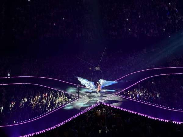 AO Arena, bloc: 214, rangée: G, place: 8