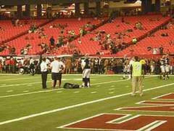 Georgia Dome, bloc: Field Level