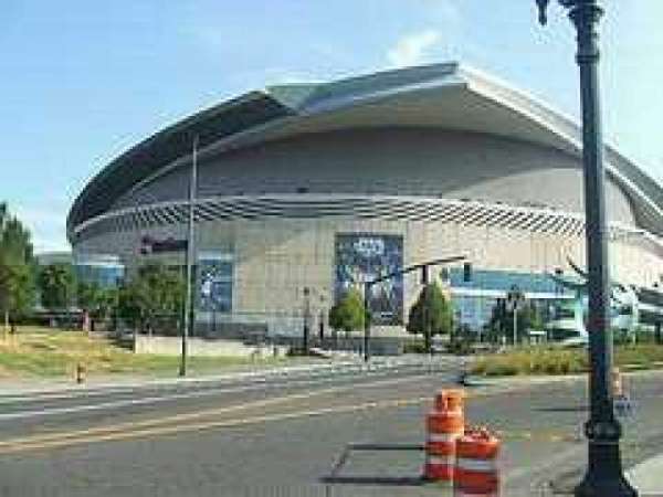 Moda Center, bloc: South Entrance