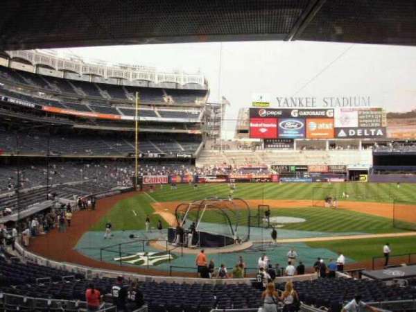 Yankee Stadium, bloc: 118, rangée: 9, place: 3