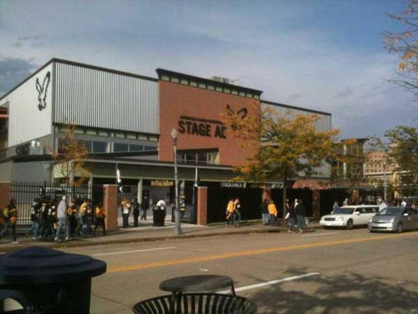 Stage AE, bloc: Outside