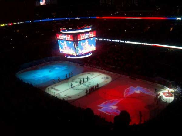 Capital One Arena, bloc: 421, rangée: N, place: 1