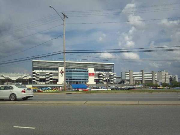 Charlotte Motor Speedway, bloc: entrance