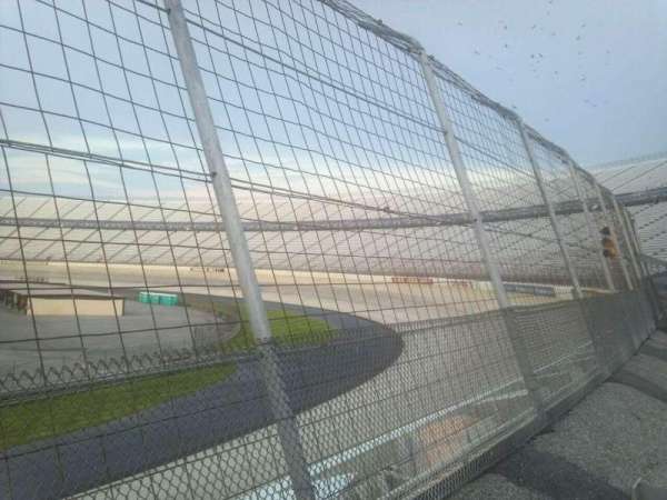 Dover Motor Speedway, bloc: Turn 3