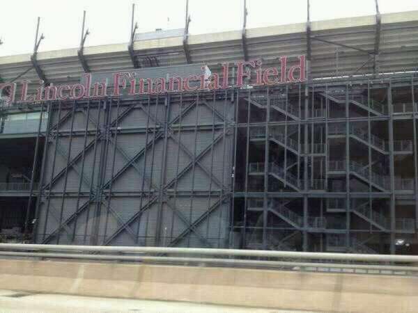 Lincoln Financial Field, bloc: Outside