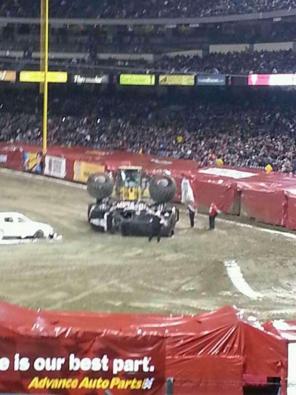 Angel Stadium, bloc: 211, rangée: U