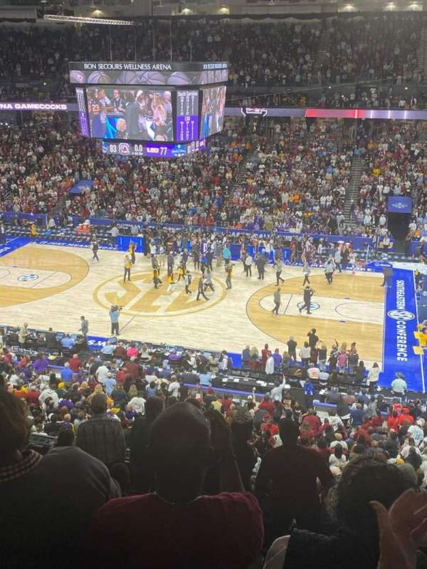 Bon Secours Wellness Arena, bloc: 221, rangée: G, place: 3