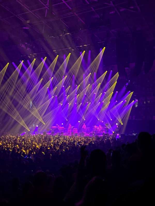 SNHU Arena, bloc: 122, rangée: J, place: 5
