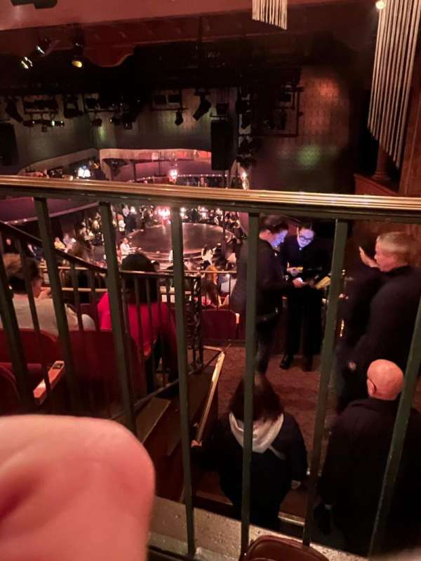 August Wilson Theatre, bloc: Kit Kat Klub Mezzanine 3, rangée: L, place: 18