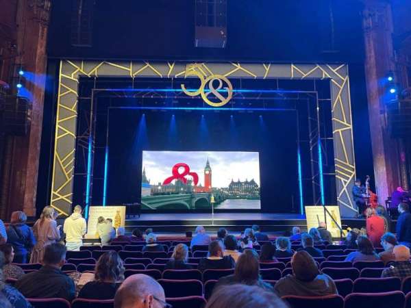 The London Palladium, bloc: Stalls, rangée: M, place: 25